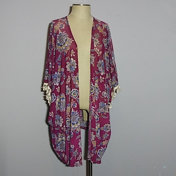 Wishful Accessories - Wishful semi sheer floral duster OS